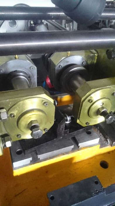 Резьбонакатной станок Z28-150B