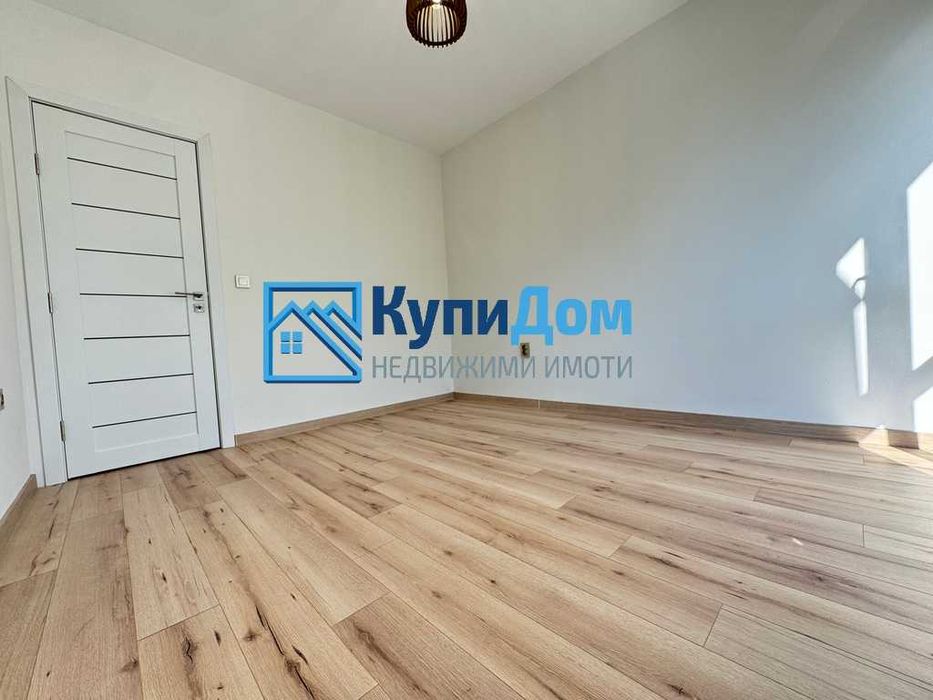 Продава се Двустаен апартамент в Варна, Автогара - 55 кв.м за 1020 €/кв.м - Снимка #3