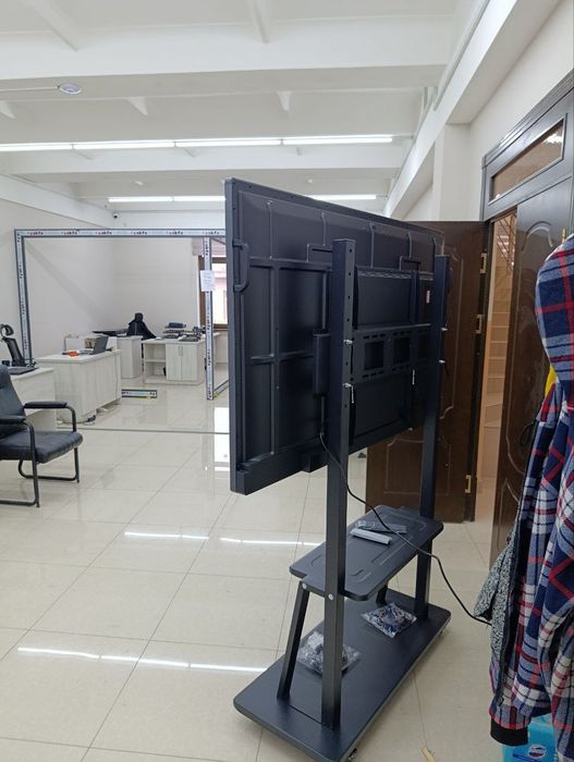 Интерактивные панели 65,75,86 дюймов.Есть гарантия,бесплатная доставка