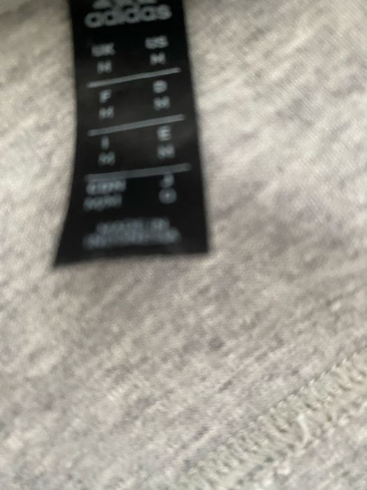 Adidas суичър 100% оригинален