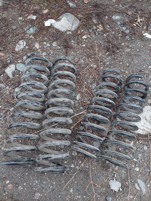 Калпактар сатылады. Салейнтблок,т.б