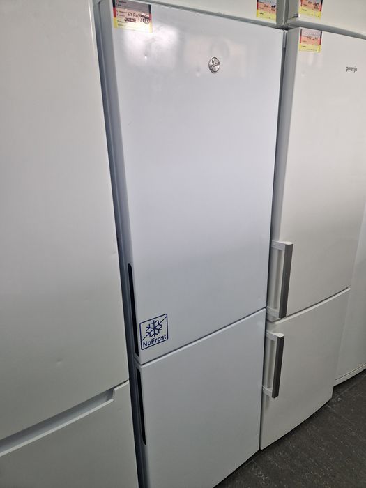 Хладилник с фризер Hoover A++ No Frost