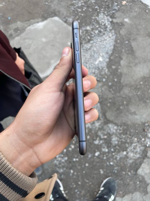 Iphone 11 pul juda zarur srocna sotiladi