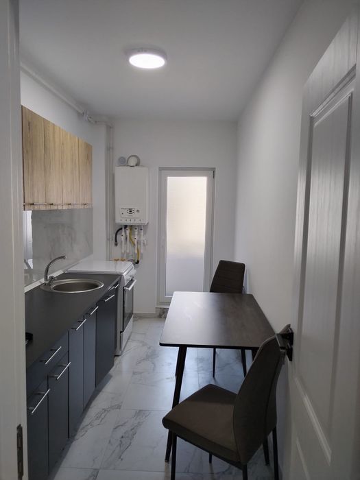 Regim hotelier garsoniera pozitie top str tineretului militari rez