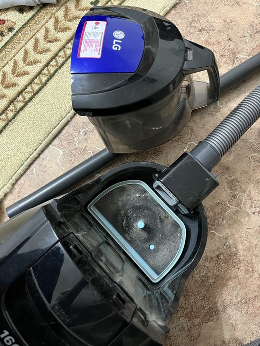 Продам пылесос lg