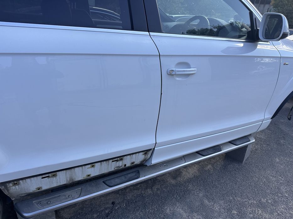 Врата ауди ю7 / audi q7