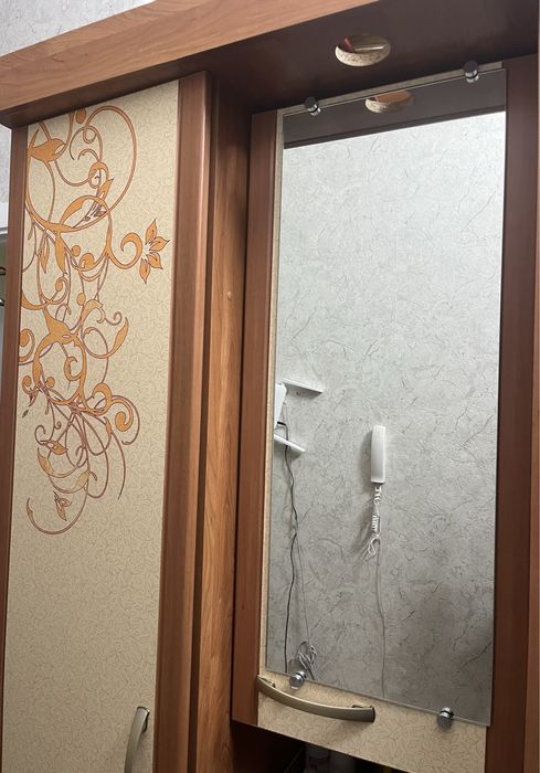 Продаётся прихожая в хорошем состоянии