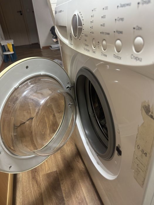 Продам стиральную машинку