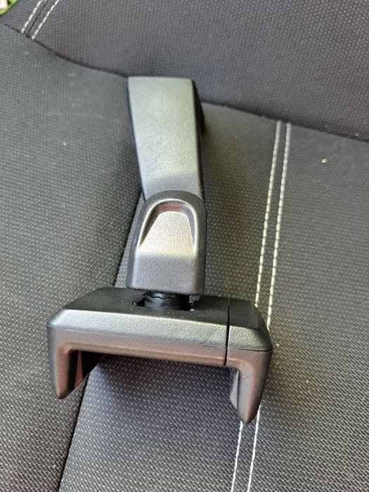 Suport telefon deducat Dacia Logan 3