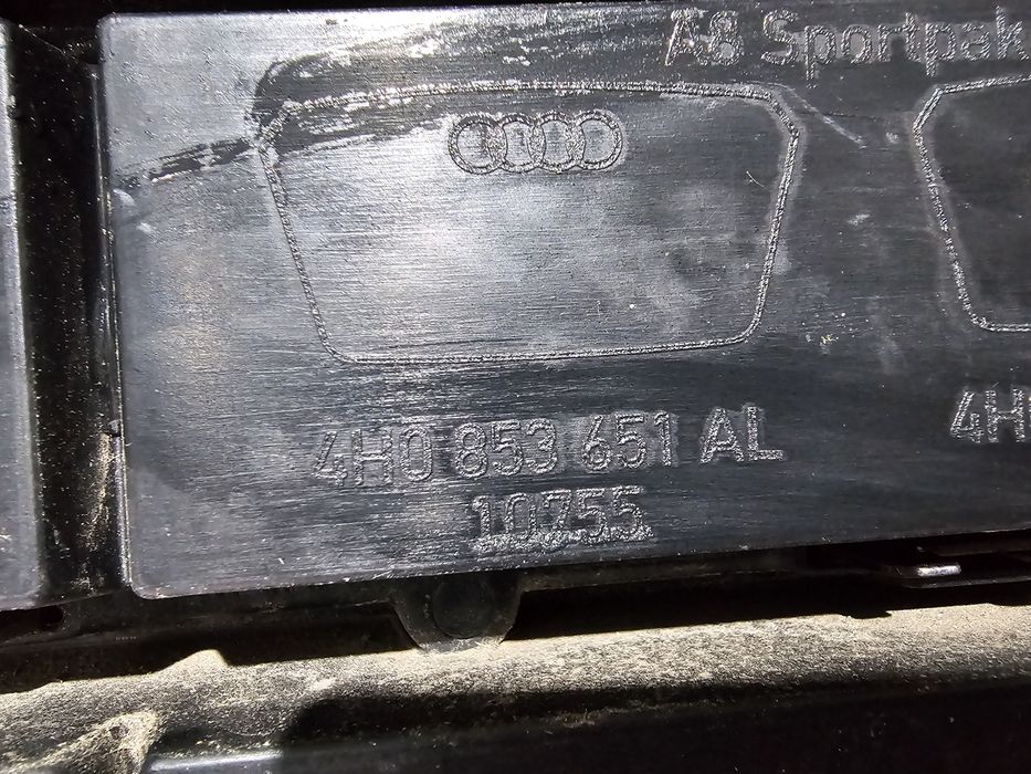 Grila radiator Audi A8 S8 4H Facelift dupa 2014 cod 4H0853651AA / AL