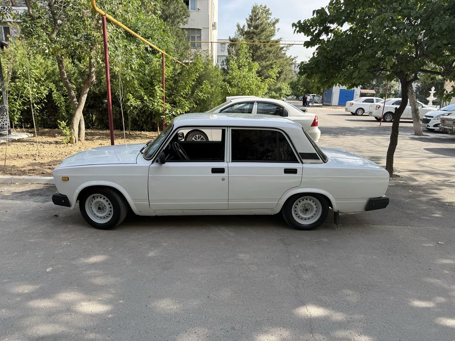 Vaz 2107 yill 2003