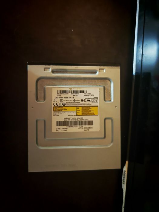 Vând piese calculator