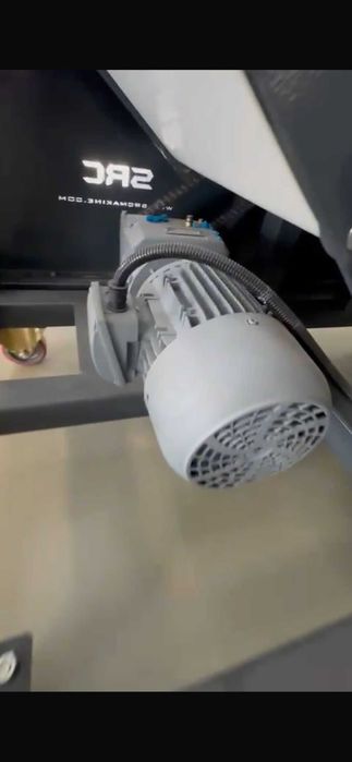 Елеватор транспортьор за смачкване на маса (тесто, пластилин и други)