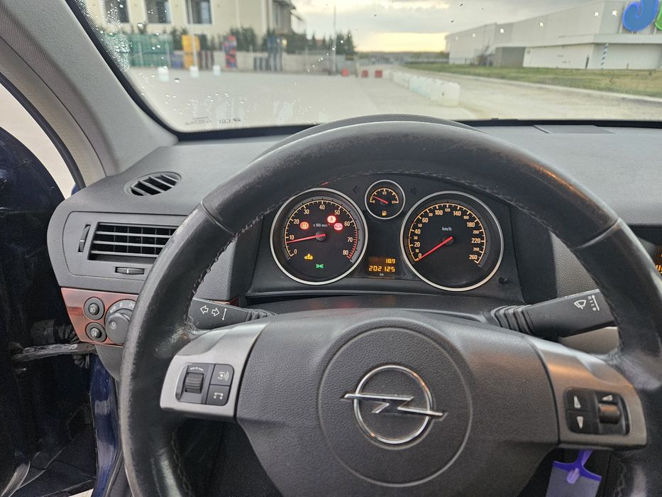 Opel astra h 1.4 benzina