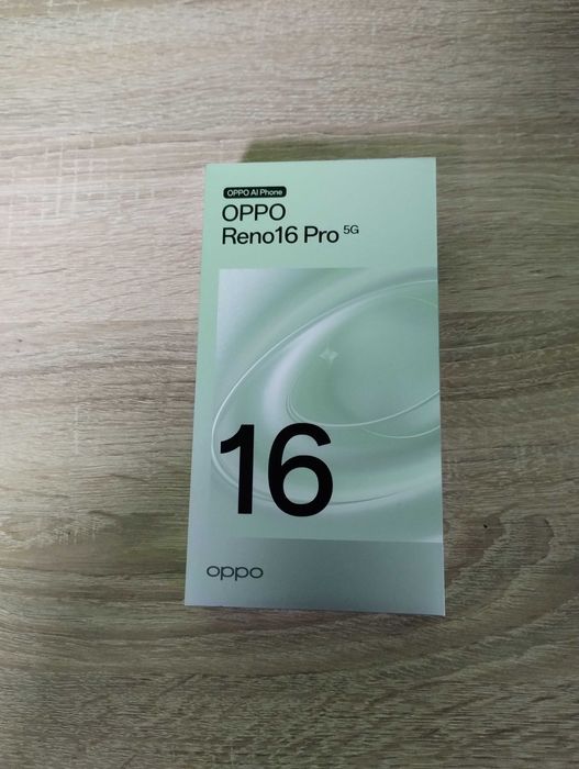 Чисто ново Oppo reno 16 pro