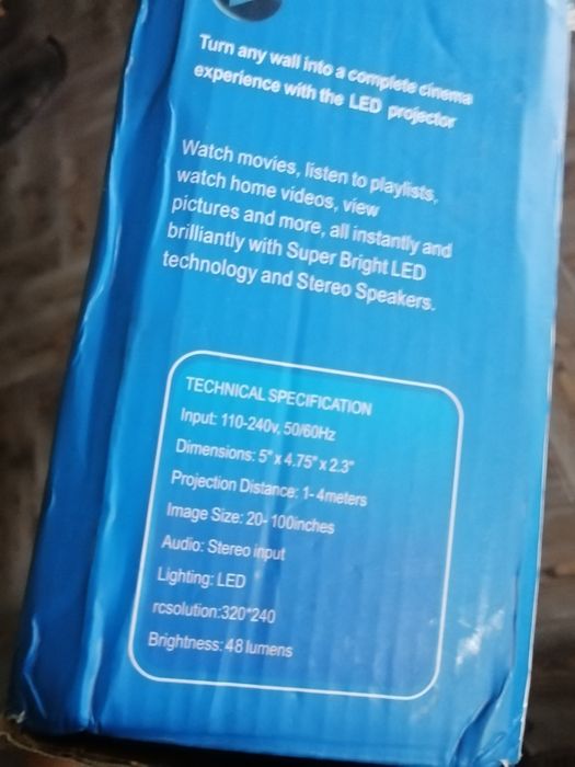 proiector led multimedia 8K cu android