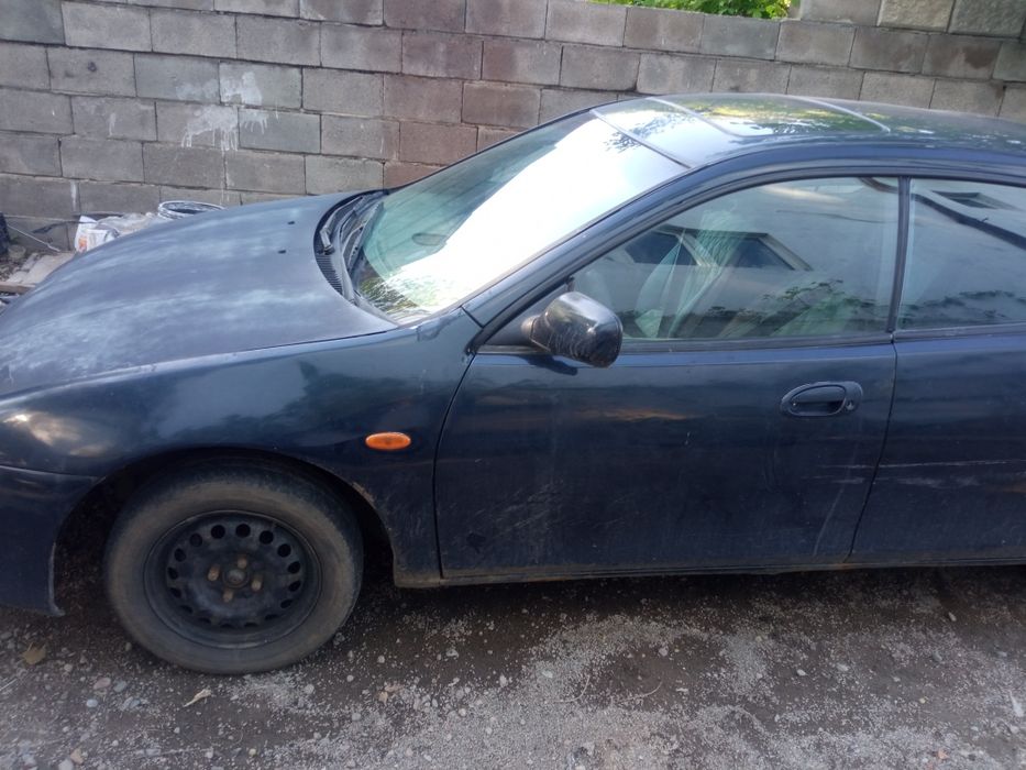 Продам Мазда 323