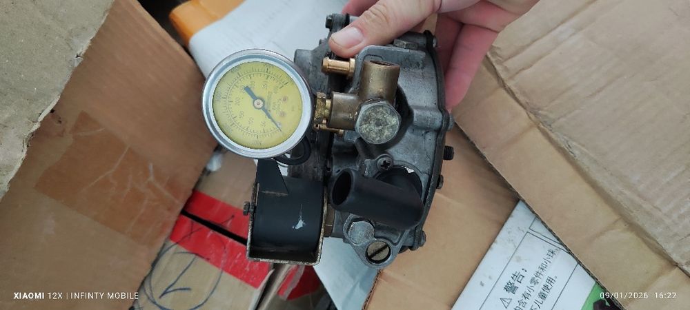 Gaz balon 65 talik sotiladi