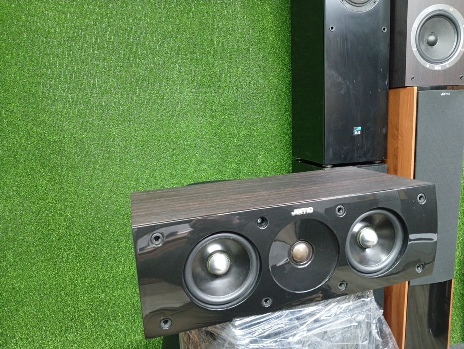 Център Jamo s-60