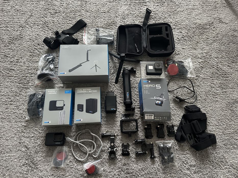GoPro Hero 5 Black + accesorii originale