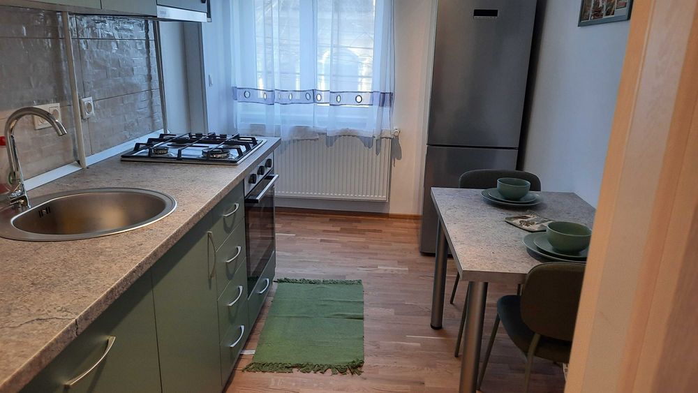 Proprietar inchiriez apartament cu 2 camere