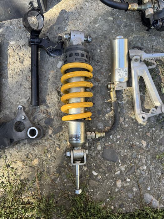 Dezmembrez Honda CBR F4i