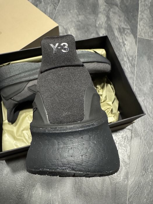 Y-3 UltraBoost 5