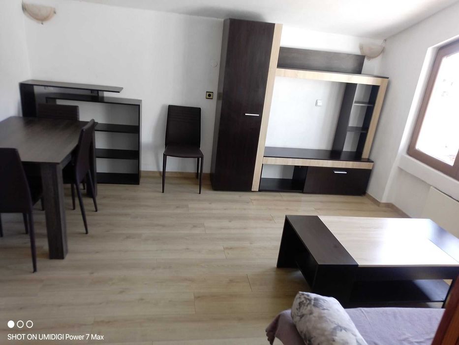 Дава се под наем Тристаен апартамент в Шумен, Център - 62 кв.м за 326.4 € - Снимка #17