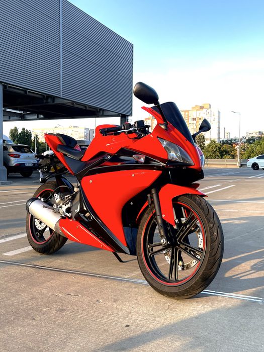 Yamaha YZF  R125