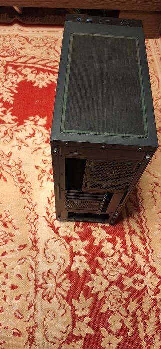 Vând  PRC Born2Game Special Edition Gaming Desktop