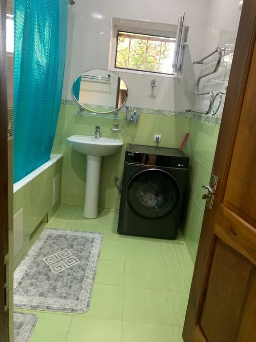 Продаю квартиру по адресу : М-Улугбекский район , ул.Дурмон йули д 41