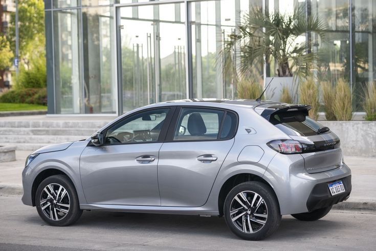 Peugeot 208 Пежо 208 2021г 1.2 1.6 бензин 1.5 дизел На части!!