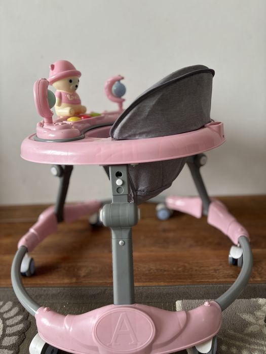 Ходунок для девочки