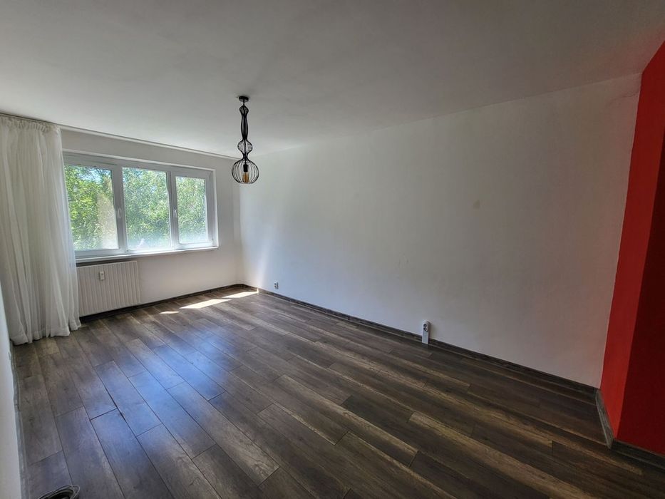 Продава се Двустаен апартамент в София, Люлин 6 - 65 кв.м за 2293 €/кв.м - Снимка #3