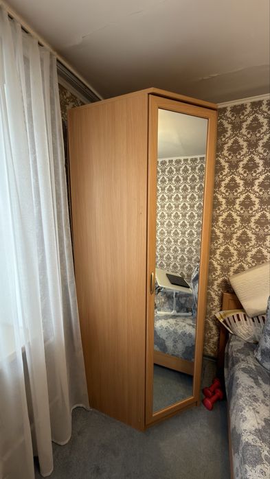 Угловой шкаф в спальню