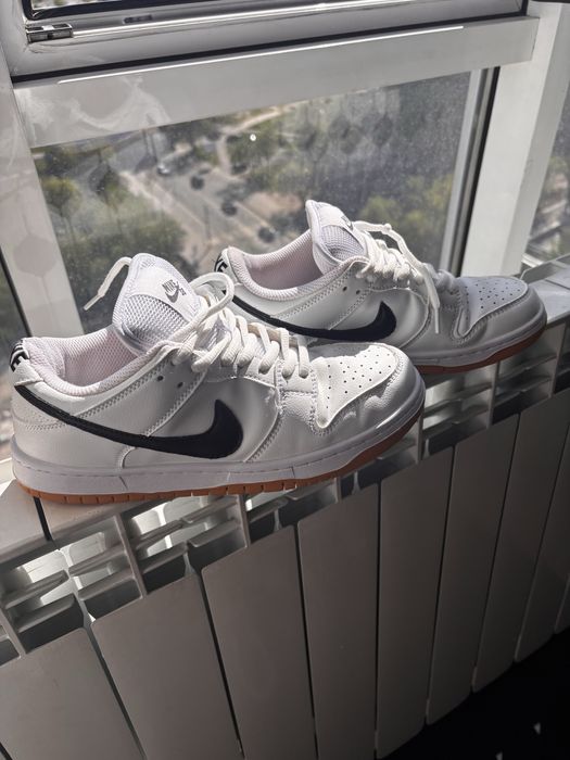 Продам кроссовки Nike