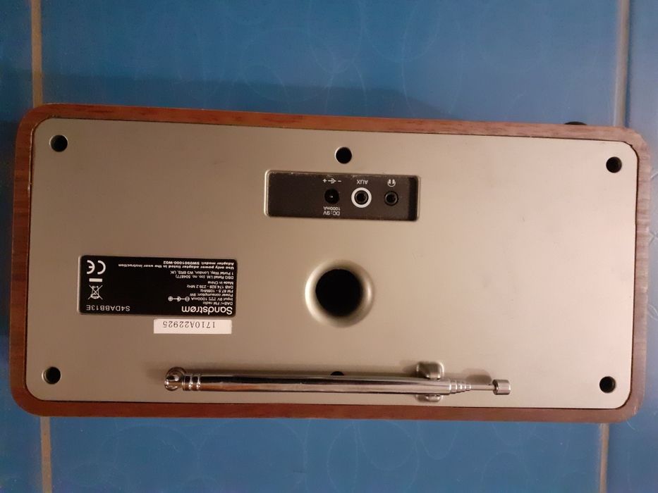 Aparat radio cu bluetooth