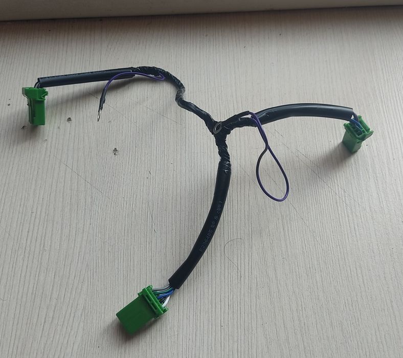 Кабель шлейф коса руль паджеро 4400A288