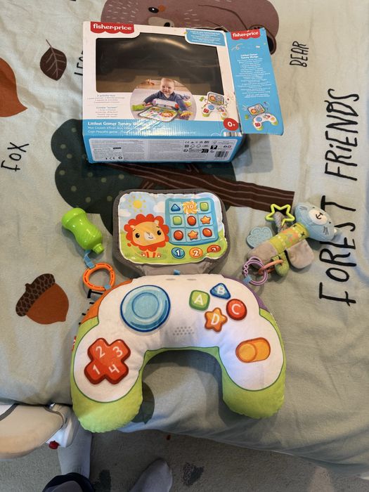 Мека възглавничка за лежане по корем fisher price