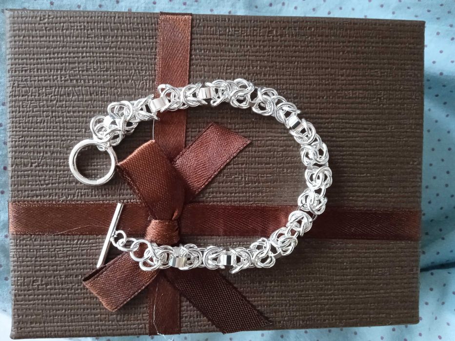 Нов,масивен сребърен мъжки ланец. Сребърна гривна за мъж. В кутия.