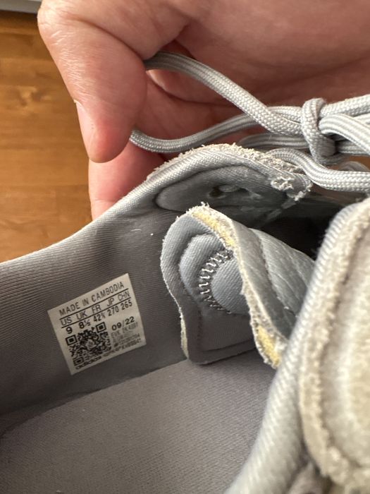 Кроссовки adidas