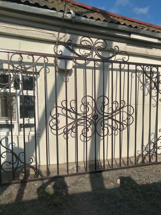 Заборы продам новые 100000