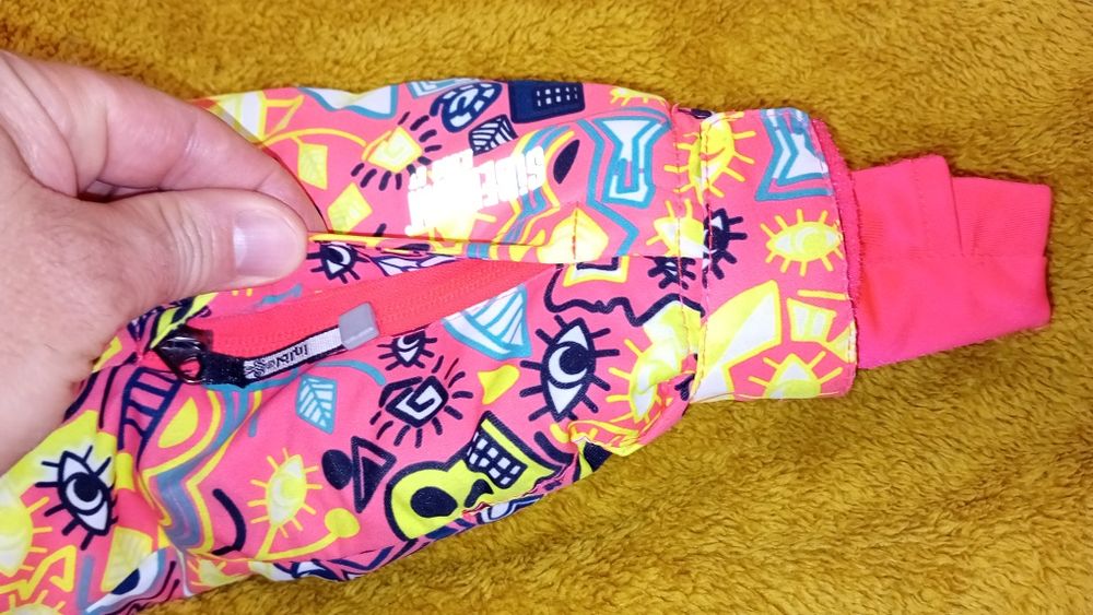 Детски яке и гащеризон за ски