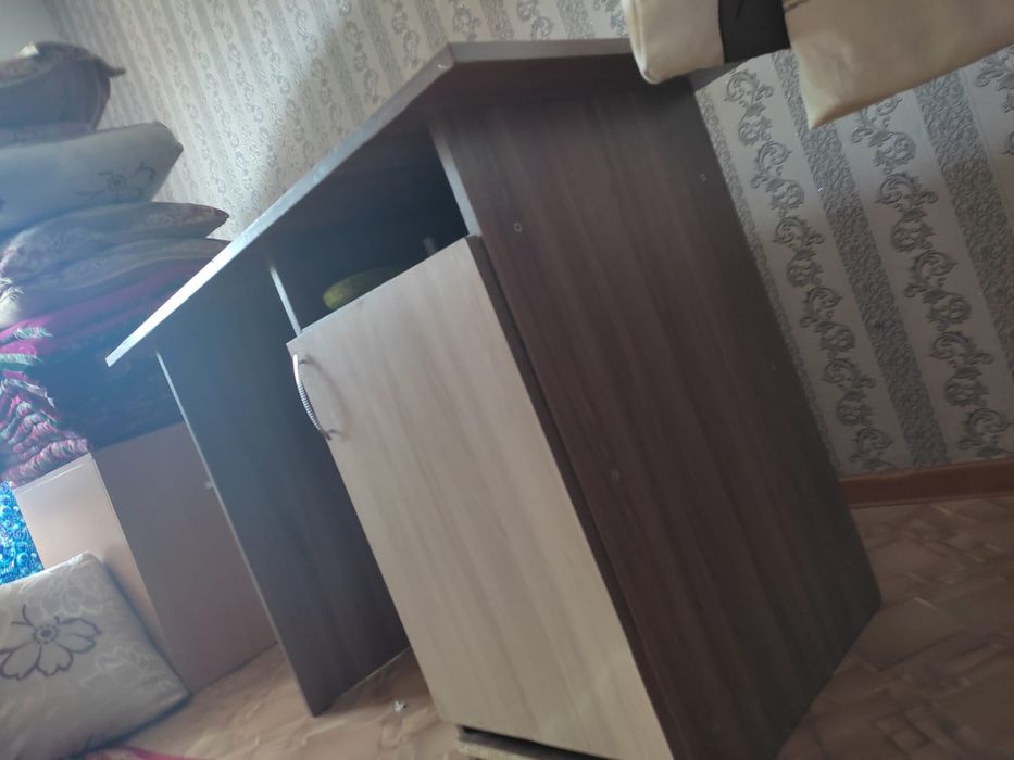 Окушыларга арналган парта стол сатылады