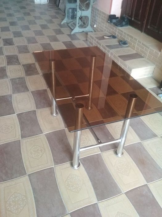 Журнальный столик для дома