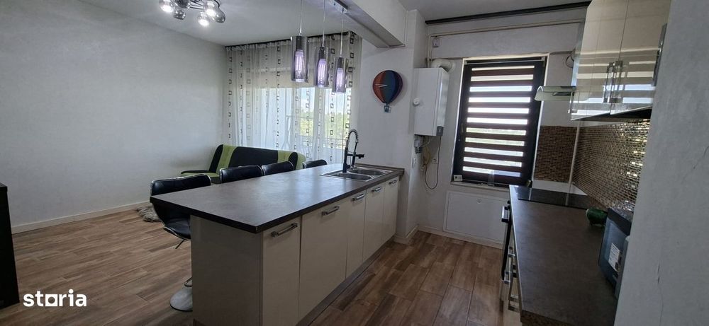 Apartament cu doua camere, 65 mp, parcare subterana, Royal Town