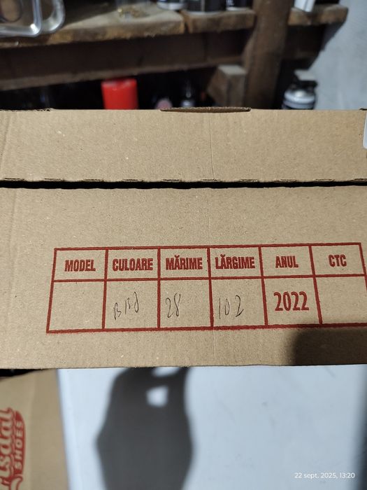 Vind bocanci militari