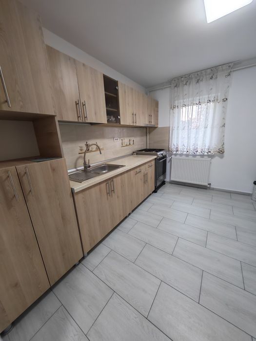Apartament de închiriat!