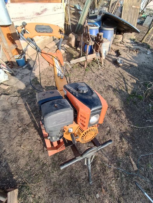 Ruris 751 ks, motosapă, plug