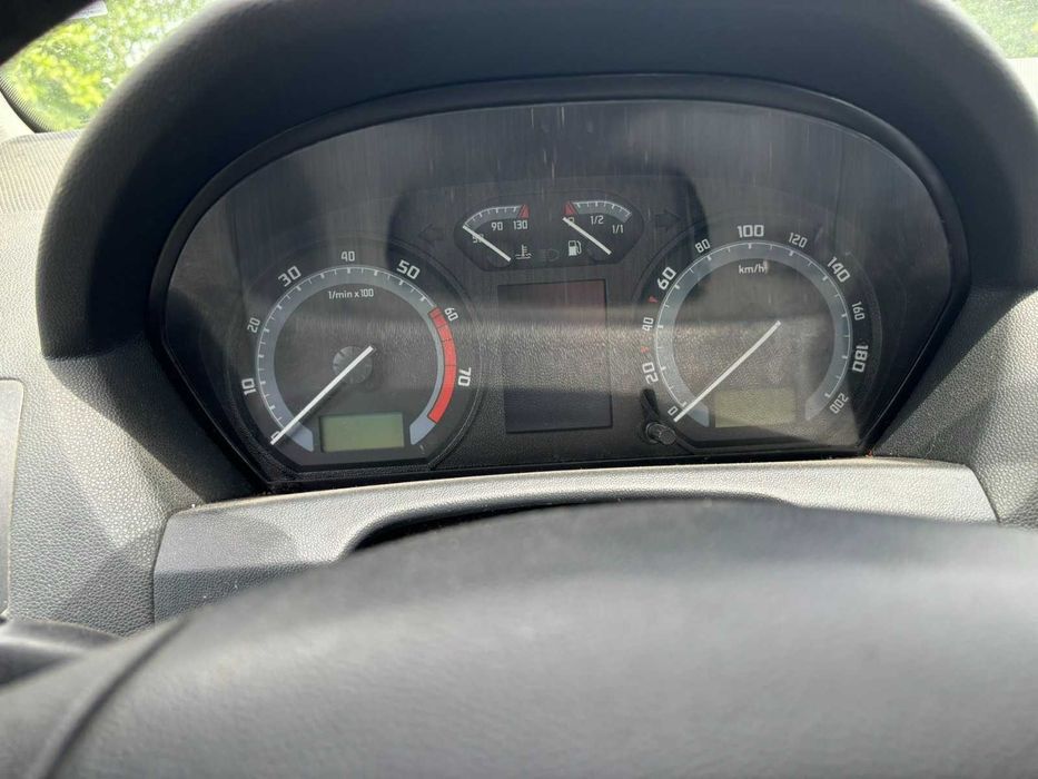 На части Skoda Fabia 1.4i Автомат